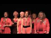 Nervösa damteatern med ängslig herre, foto